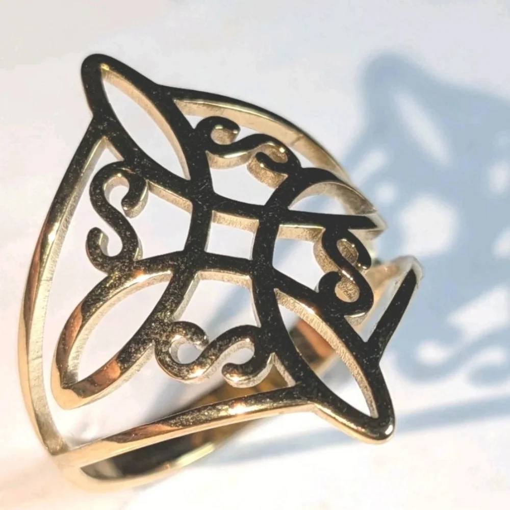 Witch Knot Golden Stainless Steel Ring for Women Wiccan Cross Celtics Knot Sz 7